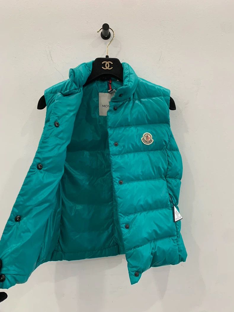 Moncler Moncler Classic Logo Down Vest Size XS / US 0-2 / IT 36-38 - 3 Thumbnail