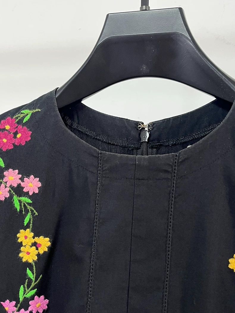 Comme des Garcons Comme des Garcons Embroidered Floral Dress - dmc Size M / US 6-8 / IT 42-44 - 7 Thumbnail