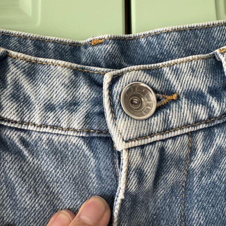 Maison Margiela Maison Margiela Distressed High-Waist Jeans - dmc Size 26" / US 2 / IT 38 - 9 Thumbnail