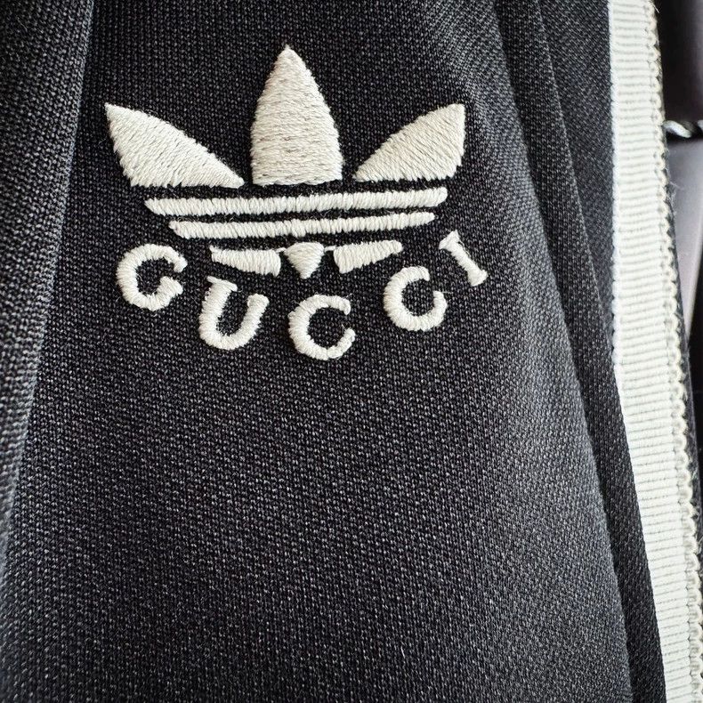 Gucci Gucci x Adidas collaborative straight-leg embroidered sports shorts - dmc Size 28" / US 6 / IT 42 - 3 Thumbnail