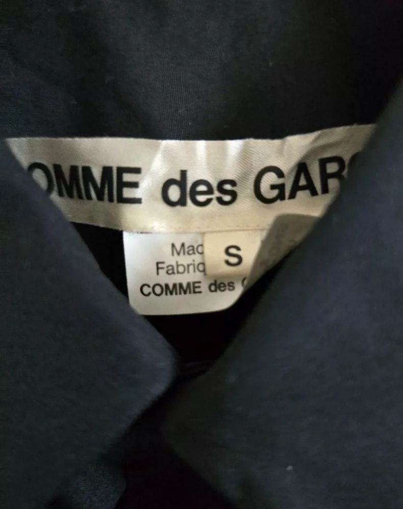 Comme des Garcons Comme des Garcons Black Twisted Sleeve Shirt - dmc Size M / US 6-8 / IT 42-44 - 3 Thumbnail