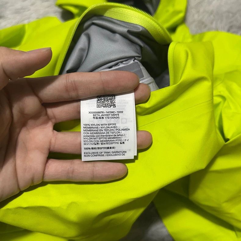 Arc'teryx Arcteryx Beta Jacket Hooded Outerwear Size US M / EU 48-50 / 2 - 6 Thumbnail