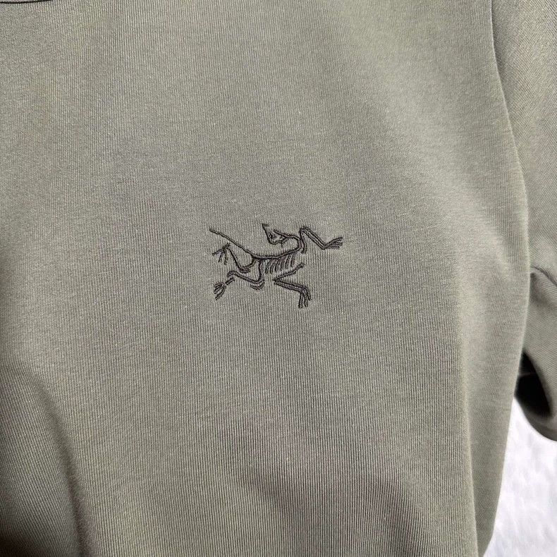 Arc'teryx Arcteryx Captive Embroidered Logo Short Sleeve T-Shirt Size US M / EU 48-50 / 2 - 3 Thumbnail