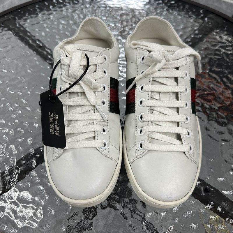 Gucci Gucci Ace Leather Bee Low-Top Sneakers 0079 Size US 5 / EU 37 - 2 Thumbnail