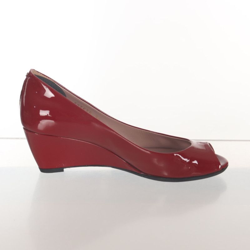 Gucci Gucci Red Peep-Toe Wedge Heels 0079 Size US 5 / IT 35 - 5 Thumbnail