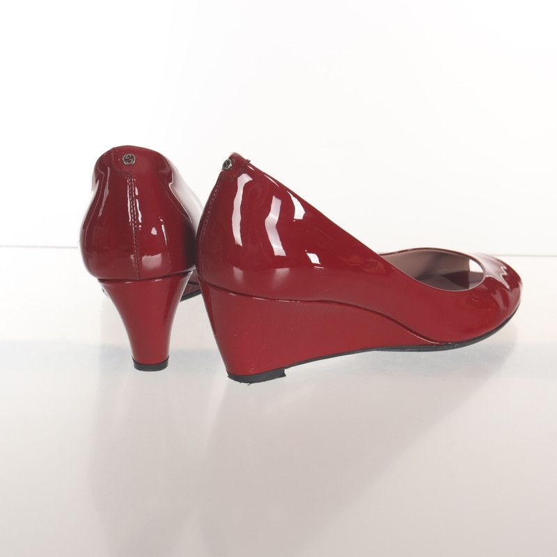 Gucci Gucci Red Peep-Toe Wedge Heels 0079 Size US 5 / IT 35 - 4 Thumbnail