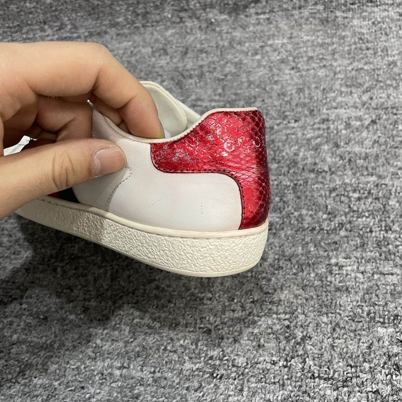 Gucci Gucci ACE Leather Embroidered Sneakers for Women 0079 Size US 4.5 / IT 34.5 - 9 Thumbnail