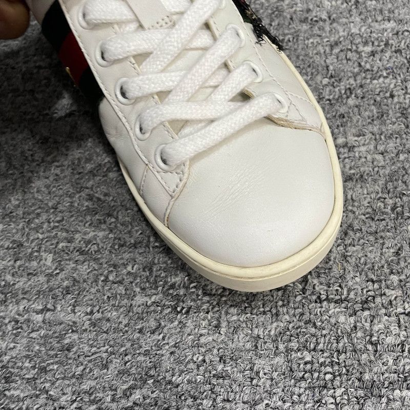 Gucci Gucci ACE Leather Embroidered Sneakers for Women 0079 Size US 4.5 / IT 34.5 - 8 Thumbnail