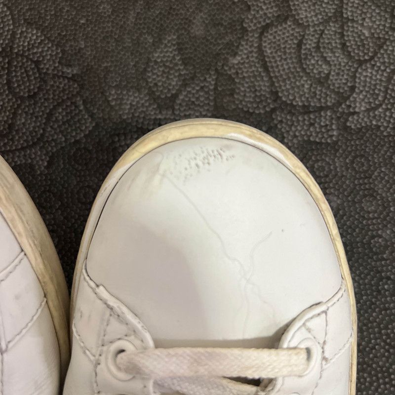 Gucci Gucci ACE Embroidered Fashion Sneakers for Women 0079 Size US 5 / IT 35 - 9 Thumbnail