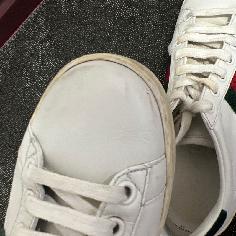 Gucci Gucci ACE Embroidered Fashion Sneakers for Women 0079 Size US 5 / IT 35 - 11 Thumbnail