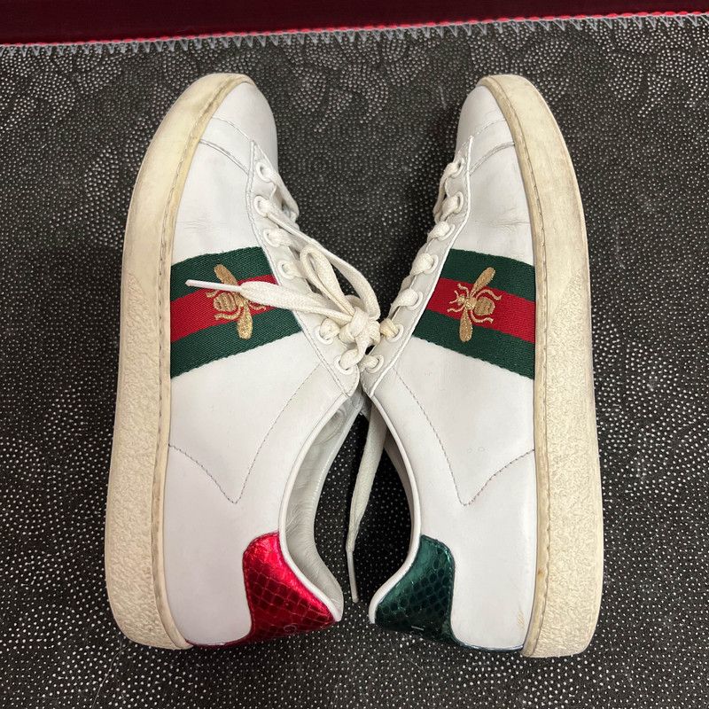 Gucci Gucci ACE Embroidered Fashion Sneakers for Women 0079 Size US 5 / IT 35 - 3 Thumbnail