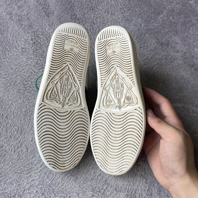 Gucci Gucci ACE Embroidered Sneakers for Women 0079 Size US 5 / IT 35 - 4 Thumbnail