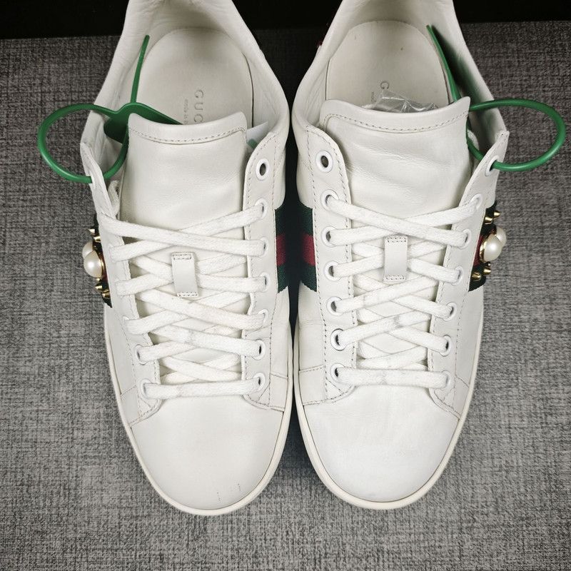 Gucci Gucci ACE Studded Leather Sneakers for Women 0079 Size US 7.5 / IT 37.5 - 9 Thumbnail