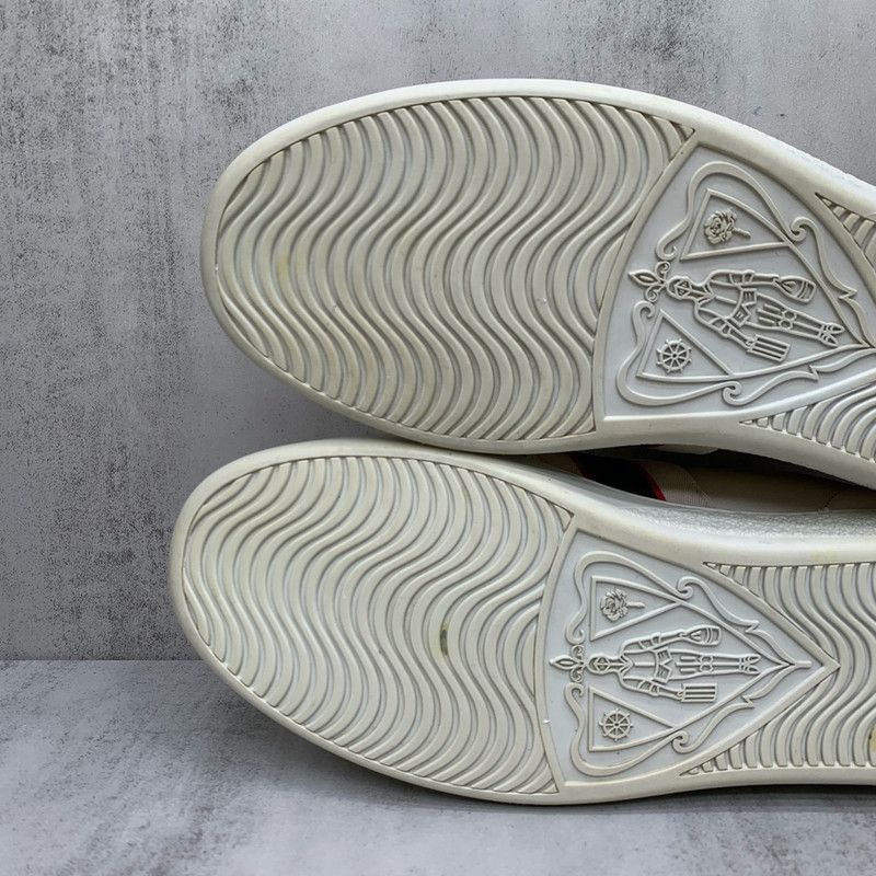 Gucci Gucci Ace Embroidered Lace-Up Fashion Sneakers 0079 Size US 6 / IT 36 - 9 Thumbnail