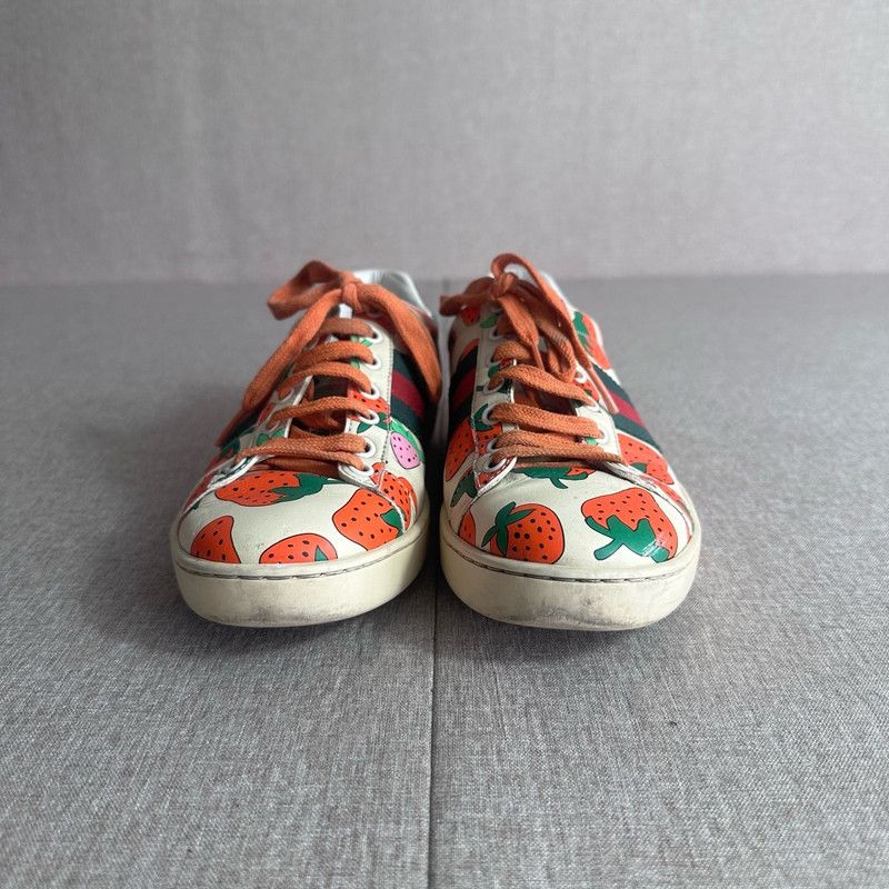 Gucci Gucci Strawberry Print Leather Low-Top Sneakers 0079 Size US 6 / IT 36 - 2 Thumbnail