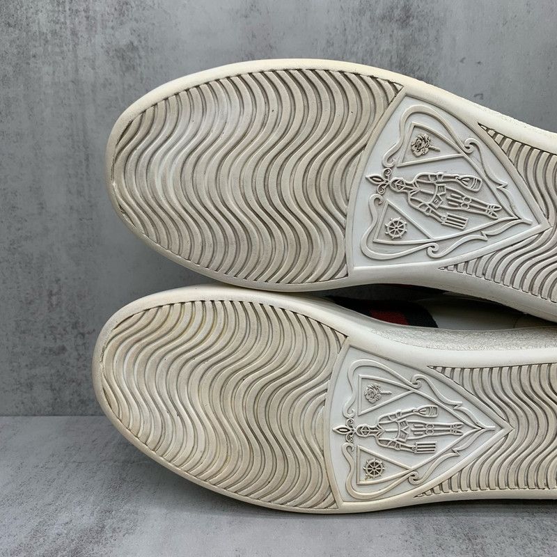 Gucci Gucci Ace Embroidered Fashion Sneakers for Women 0079 Size US 5 / IT 35 - 6 Thumbnail