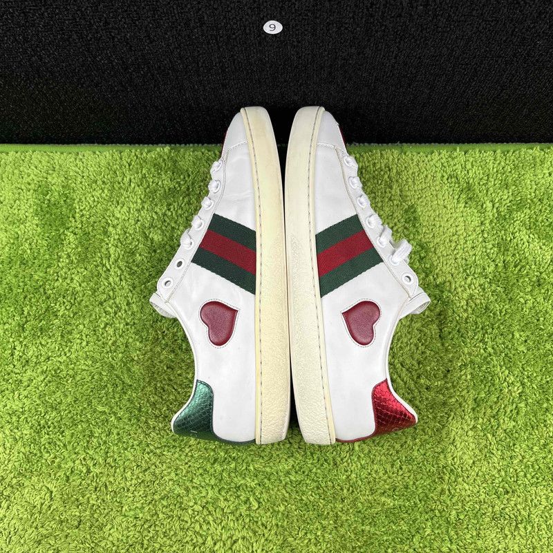 Gucci Gucci Love Heart Low Top Sneakers for Women 0079 Size US 6.5 / IT 36.5 - 6 Thumbnail