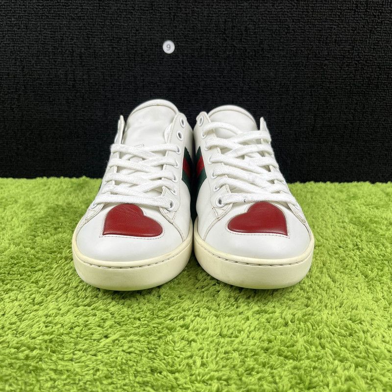 Gucci Gucci Love Heart Low Top Sneakers for Women 0079 Size US 6.5 / IT 36.5 - 2 Thumbnail