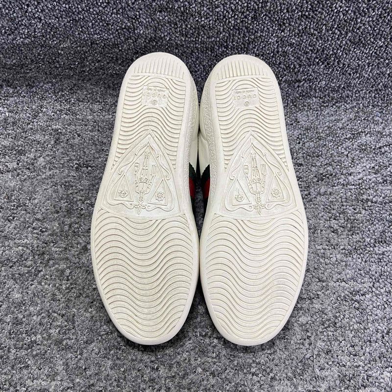 Gucci Gucci ACE Embroidered Fashion Sneakers for Women 0079 Size US 5 / IT 35 - 4 Thumbnail