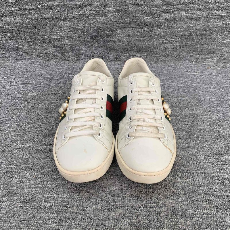 Gucci Gucci ACE Leather Studded Fashion Sneakers for Women 0079 Size US 5 / IT 35 - 2 Thumbnail