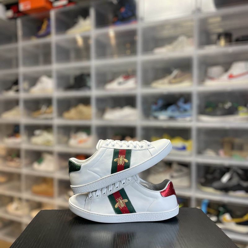 Gucci Gucci White Ace Sneakers with Bee Pattern 0079 Size US 5 / IT 35 - 6 Thumbnail