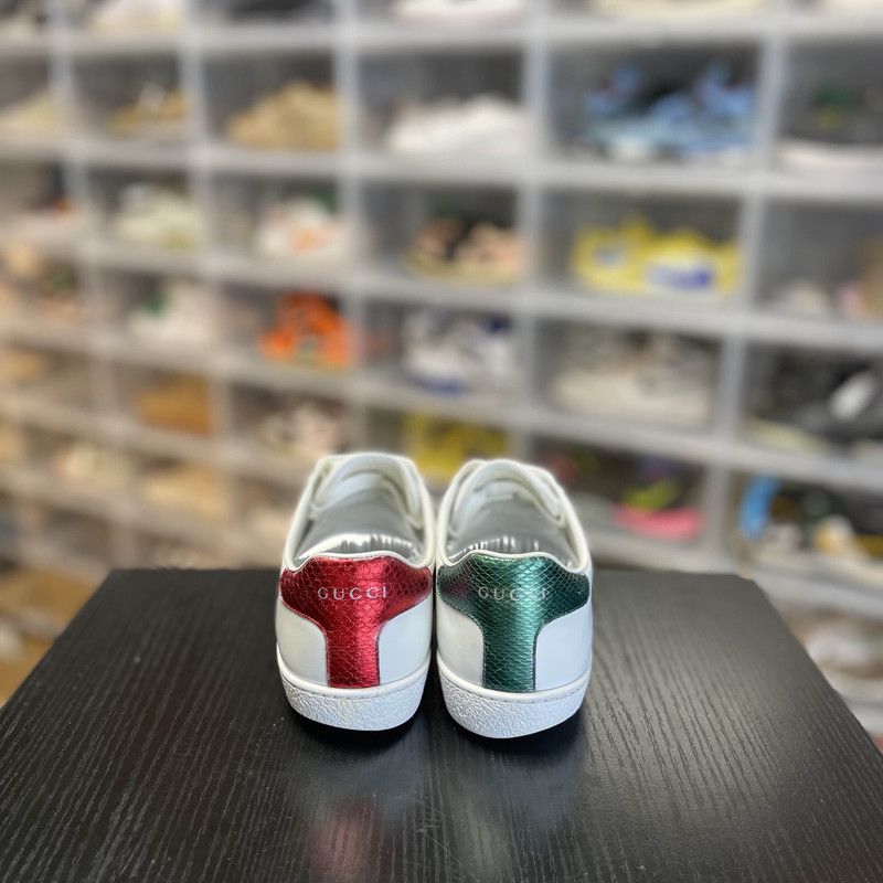 Gucci Gucci White Ace Sneakers with Bee Pattern 0079 Size US 5 / IT 35 - 3 Thumbnail
