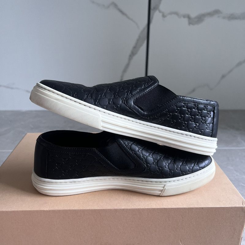 Gucci Gucci Stylish Black Slip-On Sneakers for Women 0079 Size US 5 / IT 35 - 7 Thumbnail