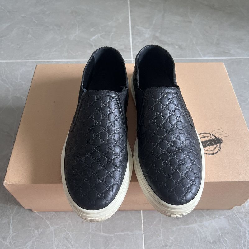 Gucci Gucci Stylish Black Slip-On Sneakers for Women 0079 Size US 5 / IT 35 - 2 Thumbnail