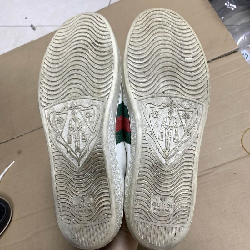 Gucci Ace Bee Low-Top Sneakers for Women 0079