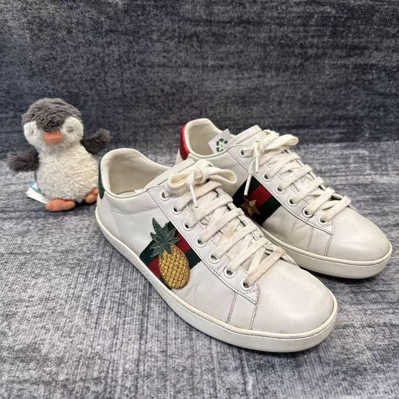 Gucci Gucci Ace Leather Sneakers with Pineapple Embroidery 0079 Size US 5 / IT 35 - 6 Thumbnail