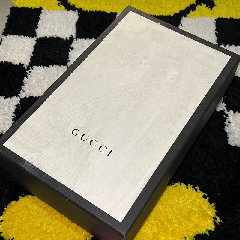 Gucci Gucci White Leather Pineapple Embroidered Sneakers 0079 Size US 6.5 / IT 36.5 - 9 Thumbnail