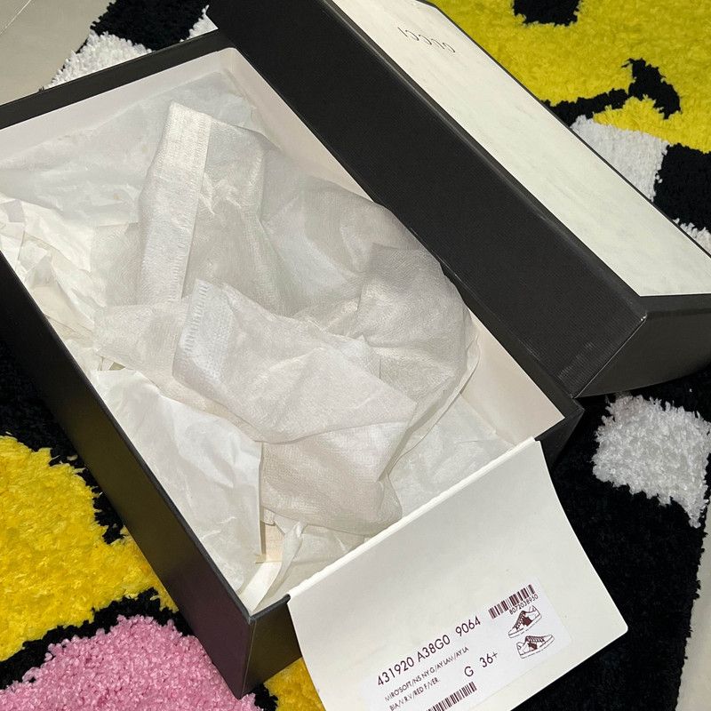 Gucci Gucci White Leather Pineapple Embroidered Sneakers 0079 Size US 6.5 / IT 36.5 - 13 Thumbnail