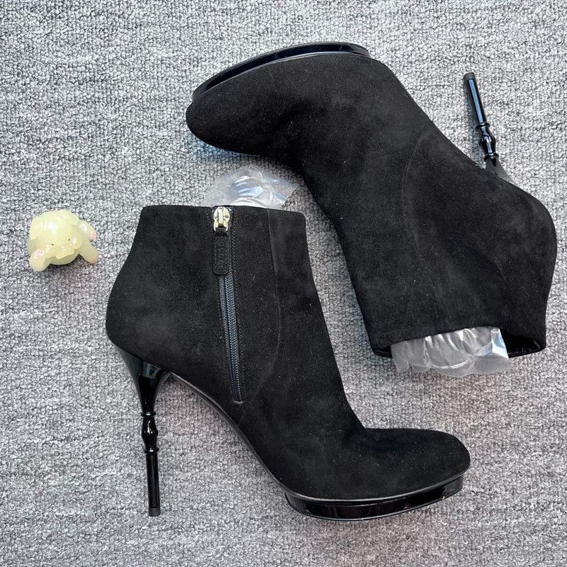 Gucci Gucci Black Suede Pointed Toe Ankle Boots 0079 Size US 7.5 / IT 37.5 - 4 Thumbnail