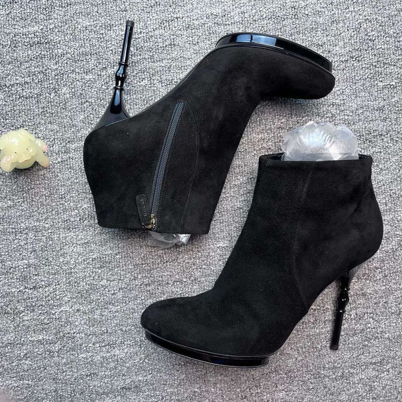 Gucci Gucci Black Suede Pointed Toe Ankle Boots 0079 Size US 7.5 / IT 37.5 - 5 Thumbnail