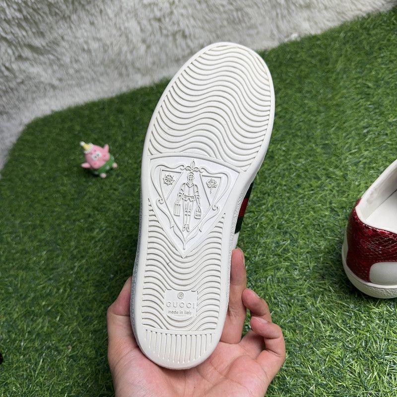 Gucci Gucci Ace Leather Star Low-Top Sneakers 0079 Size US 6 / IT 36 - 7 Thumbnail