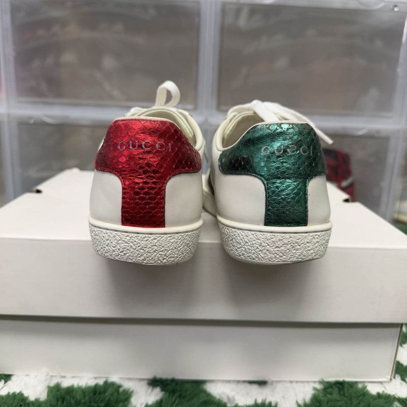 Gucci Gucci ACE Leather Ladybug Embroidered Sneakers 0079 Size US 7.5 / IT 37.5 - 3 Thumbnail