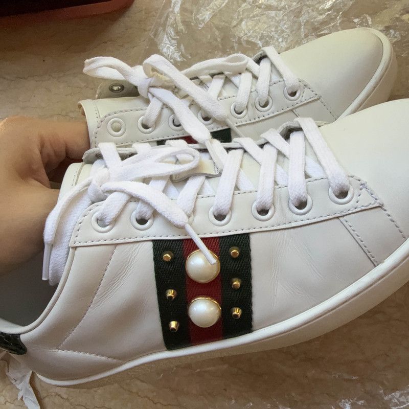 Gucci Gucci Ace Leather Studded Fashion Sneakers for Women 0079 Size US 6.5 / IT 36.5 - 8 Thumbnail