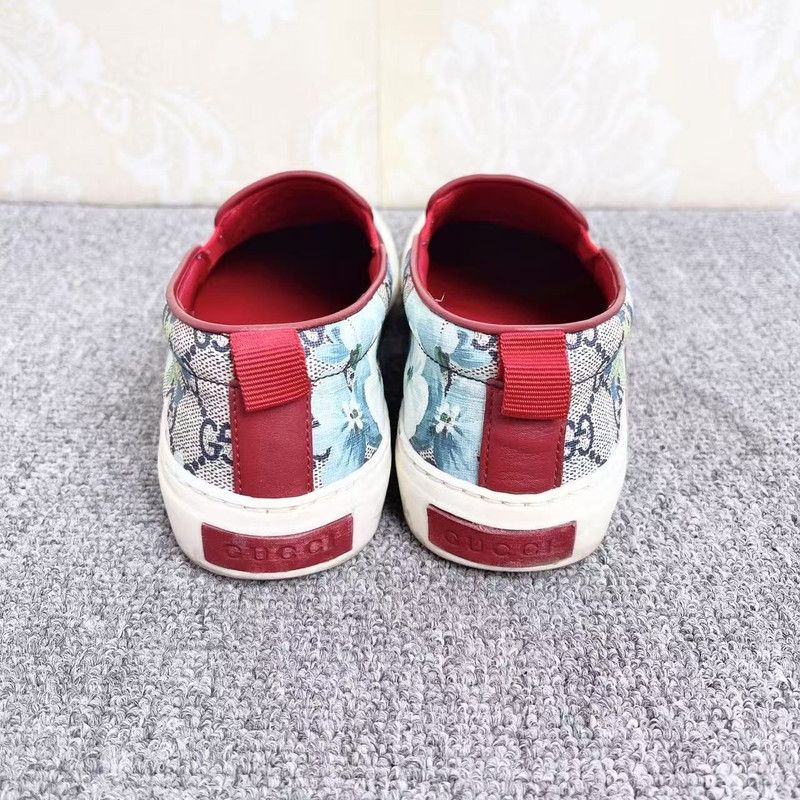 Gucci Gucci Floral Print Slip-On Sneakers for Women 0079 Size US 5 / IT 35 - 4 Thumbnail