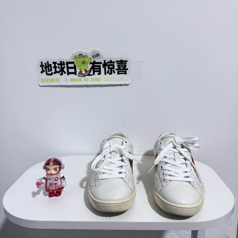 Gucci GUCCI Ace Interlocking Logo Fashion Sneakers for Women 0079 Size US 8 / IT 38 - 2 Thumbnail