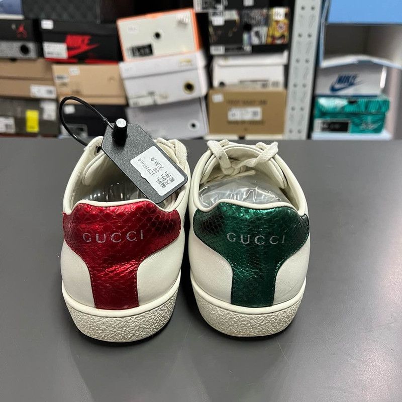 Gucci Gucci ACE Leather Sneakers with Pineapple Embroidery 0079 Size US 5 / IT 35 - 3 Thumbnail