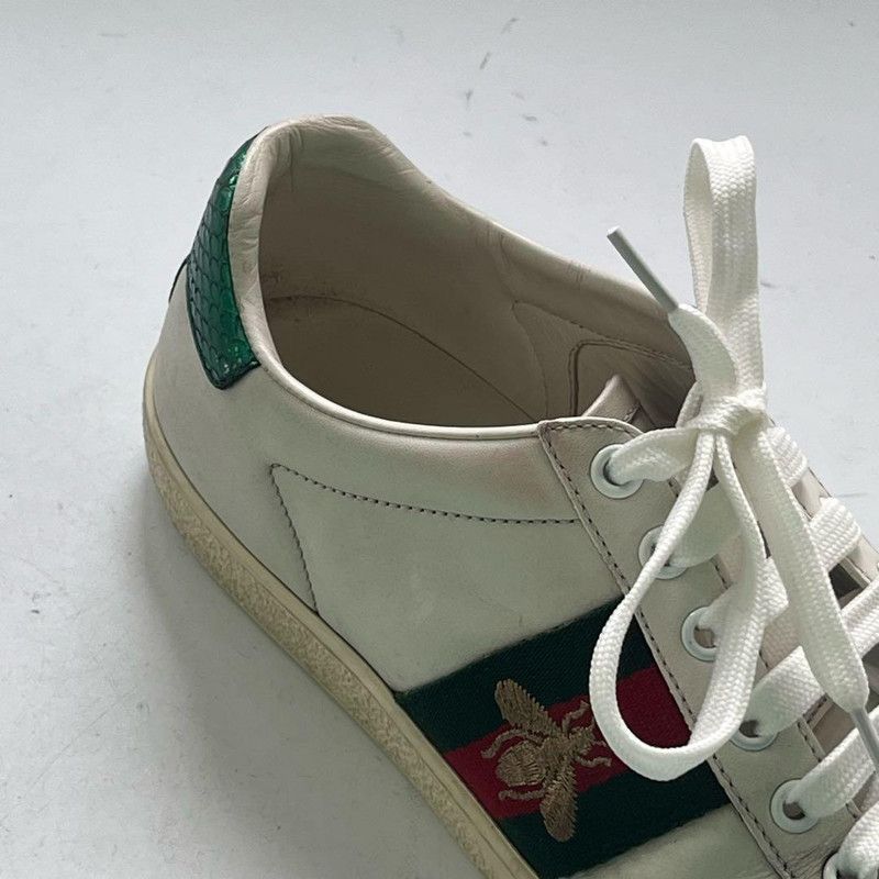 Gucci Gucci Ace Low-Top Sneakers with Bee Design 0079 Size US 5 / IT 35 - 8 Thumbnail