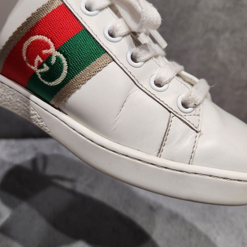 Gucci Gucci Ace Interlocking Logo Low-top Sneakers 0079 Size US 5 / IT 35 - 6 Thumbnail