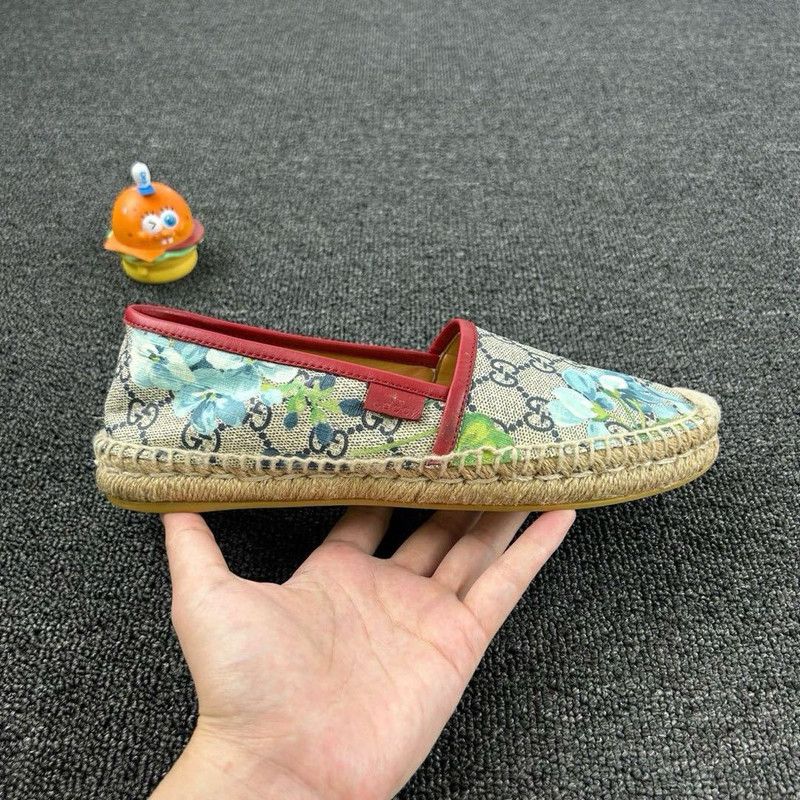 Gucci Gucci Floral Print Fisherman Shoes for Women 0079 Size US 6.5 / IT 36.5 - 7 Thumbnail