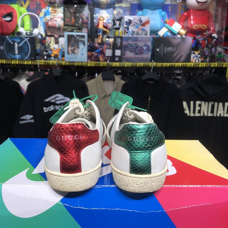 Gucci Gucci Ace Leather Sneakers with Bee Design 0079 Size US 6 / IT 36 - 3 Thumbnail