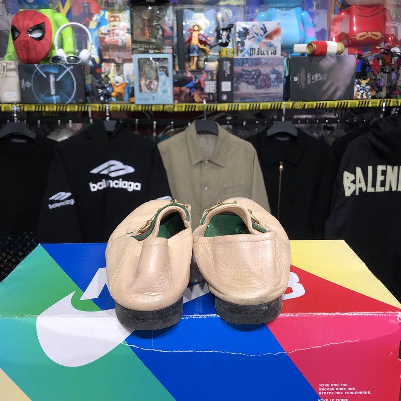 Gucci Gucci Horsebit Loafers in Nude Color 0079 Size US 8.5 / IT 38.5 - 3 Thumbnail