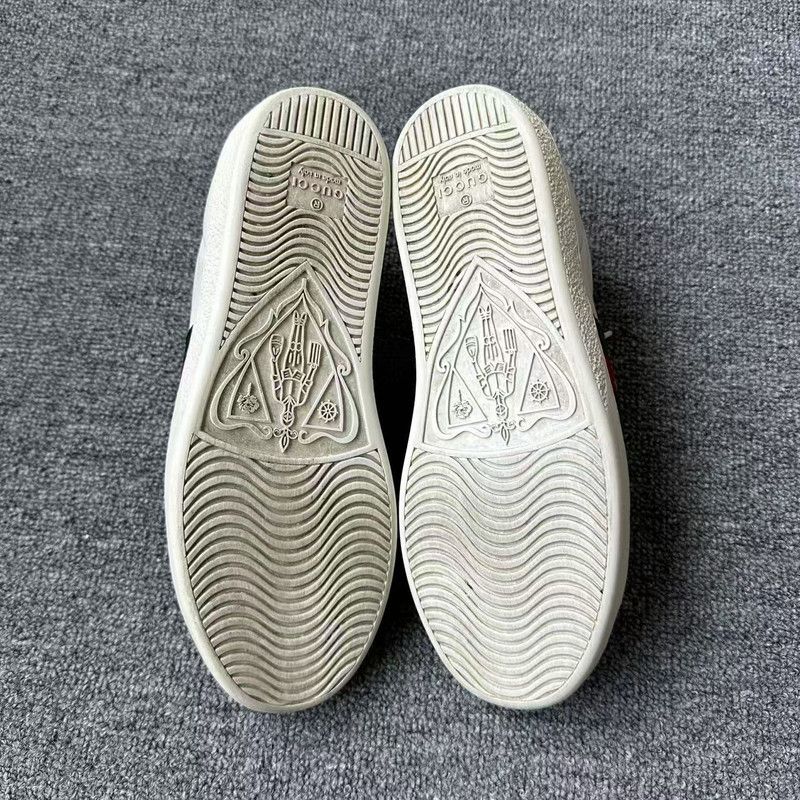 Gucci Gucci Ace Leather Sneakers with Bee Design 0079 Size US 8 / IT 38 - 4 Thumbnail