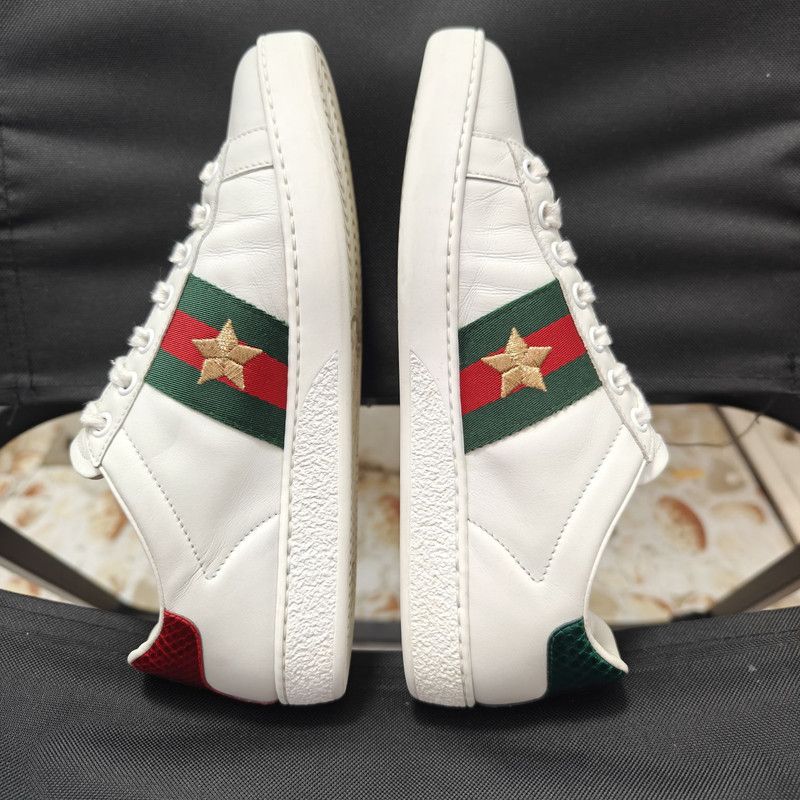 Gucci Gucci Ace Leather Sneakers with Pineapple Embroidery 0079 Size US 6 / IT 36 - 7 Thumbnail