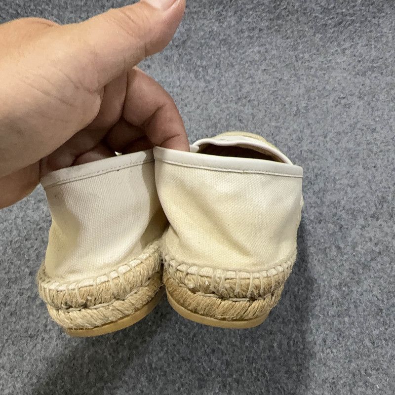 Gucci Gucci Casual White Espadrilles for Women 0079 Size US 7.5 / IT 37.5 - 6 Thumbnail