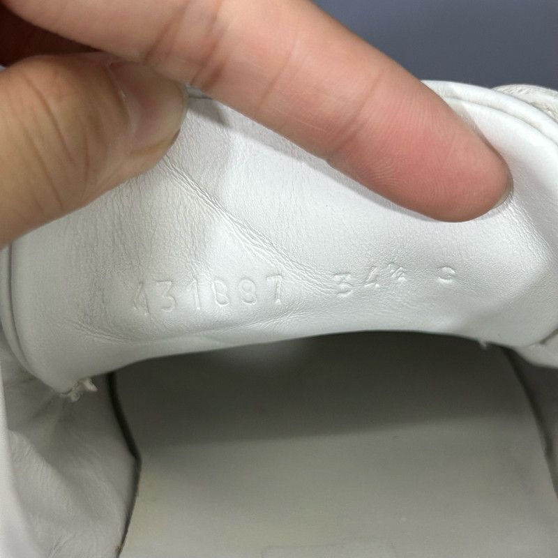 Gucci Gucci Ace Studded Fashion Sneakers for Women 0079 Size US 5 / IT 35 - 5 Thumbnail