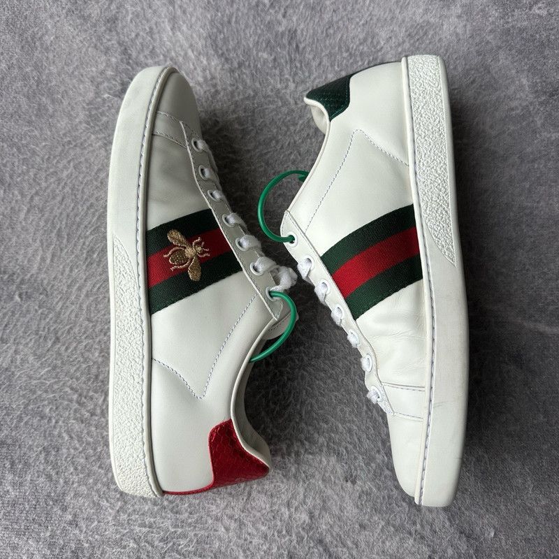 Gucci Gucci ACE Embroidered Fashion Sneakers for Women 0079 Size US 6.5 / IT 36.5 - 7 Thumbnail
